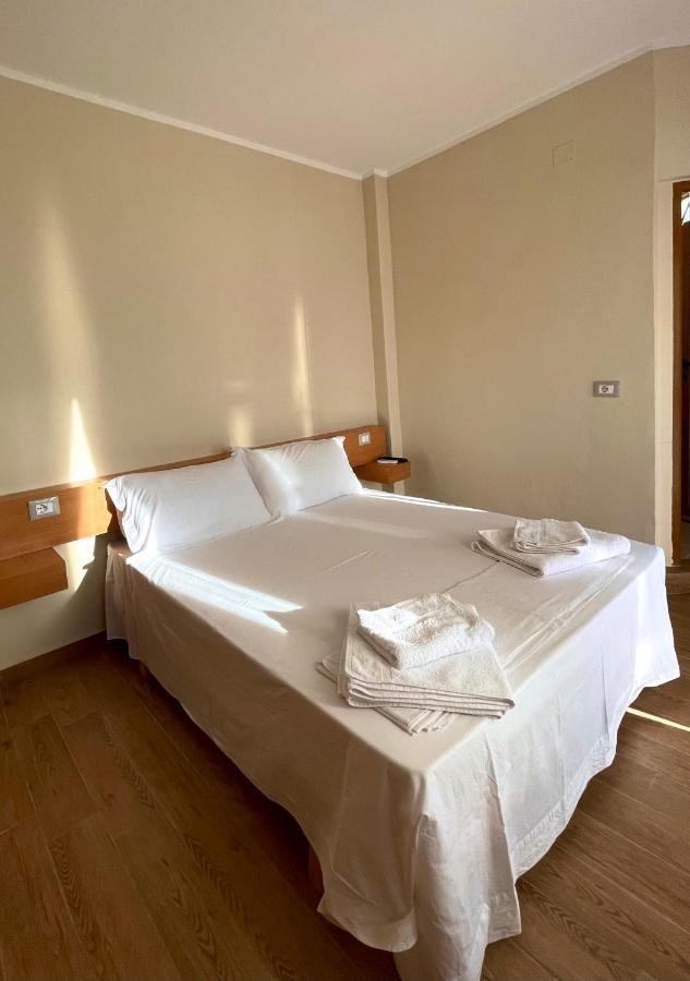 Vlorë Tekada Hotel & Restaurant מראה חיצוני תמונה