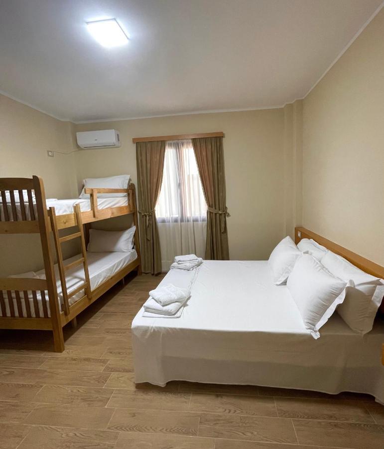 Vlorë Tekada Hotel & Restaurant מראה חיצוני תמונה