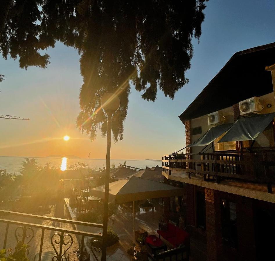 Vlorë Tekada Hotel & Restaurant מראה חיצוני תמונה
